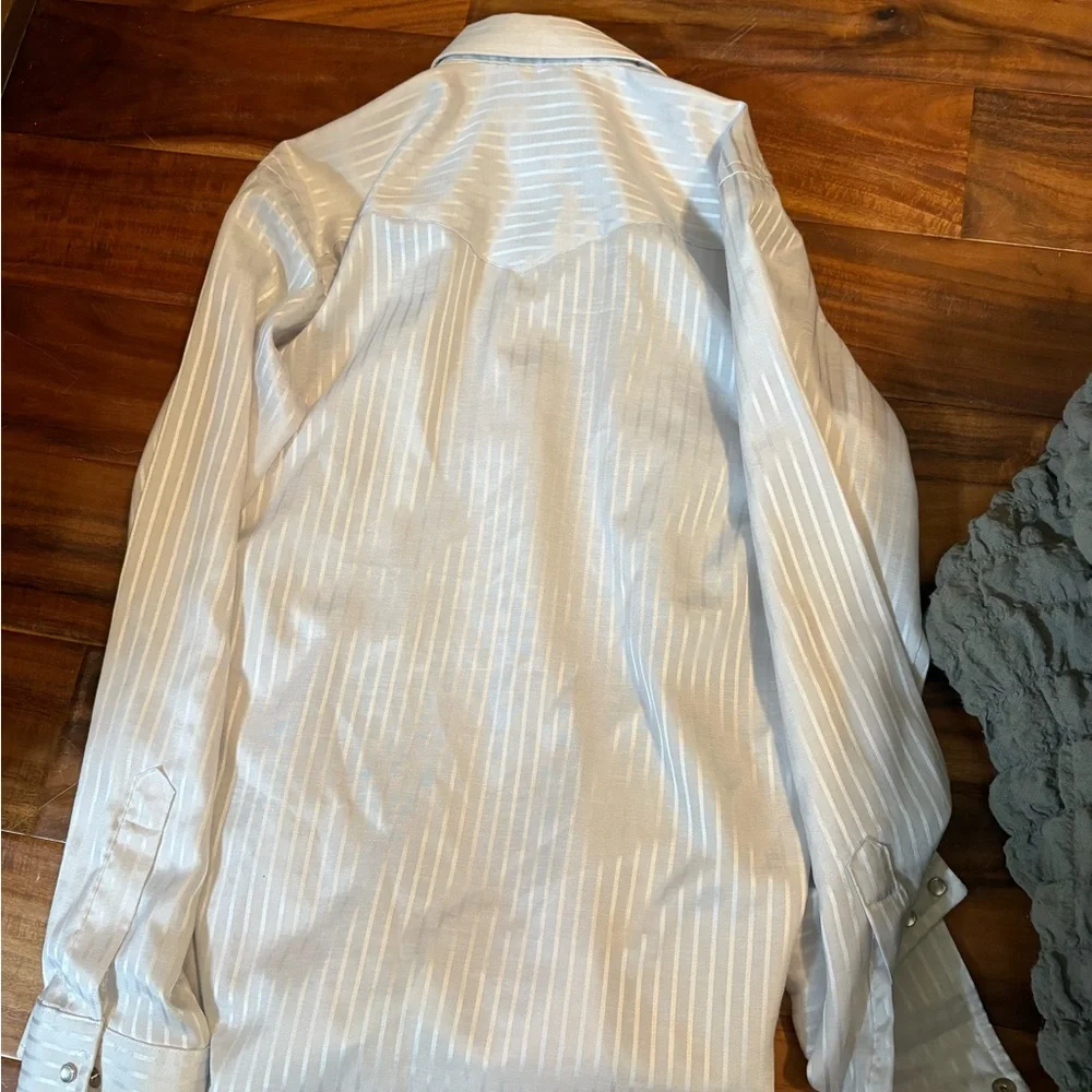 Wrangler‎ Cowboy Cut Pearl Snap Western Shirt Ivory Striped XL Long (1079)